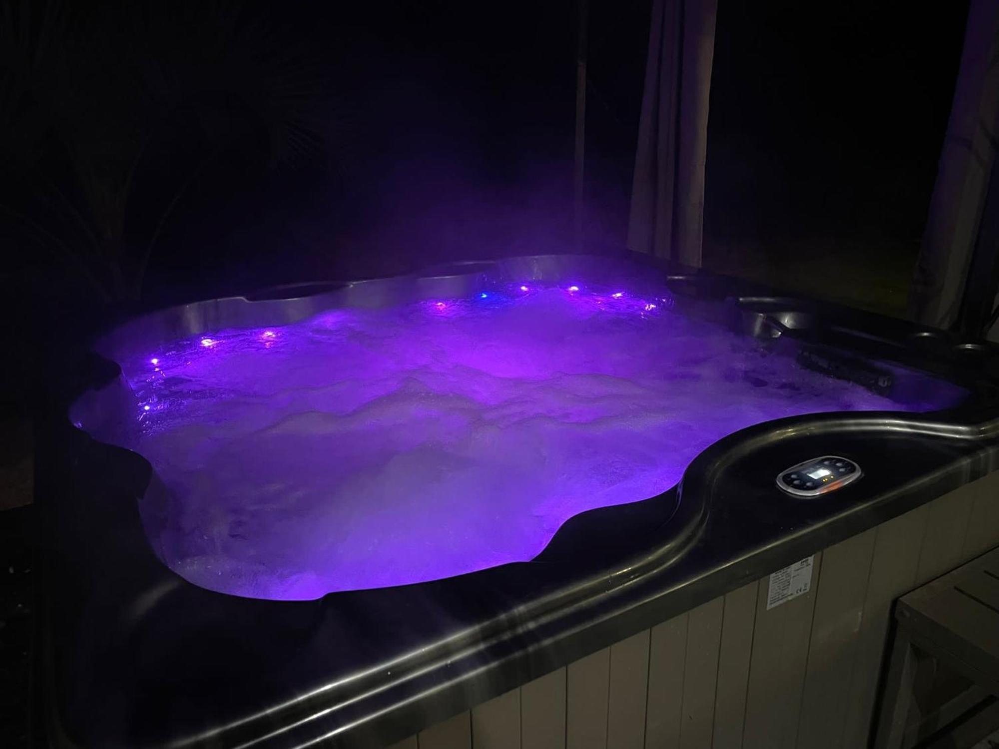 Maison Moderne Au Calme Avec Billard, Jacuzzi, Bain A Remous, Piscine, Babyfoot Labastide-du-Temple Exteriér fotografie
